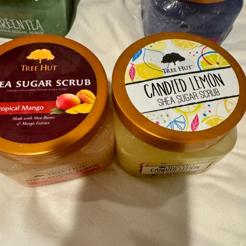Tree hut scrubs